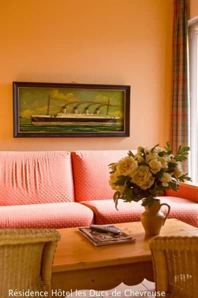 Salon d'une suite appartement